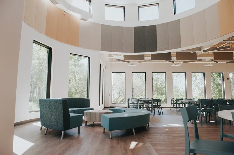 Lakeview atrium couchtables 800x533